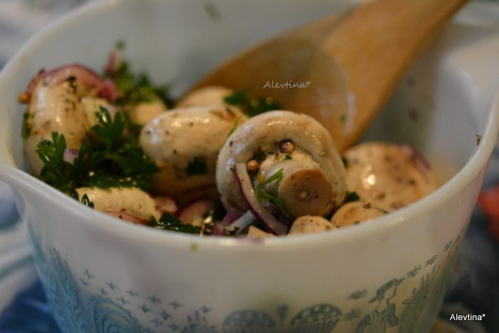 Маринованные шампиньоны