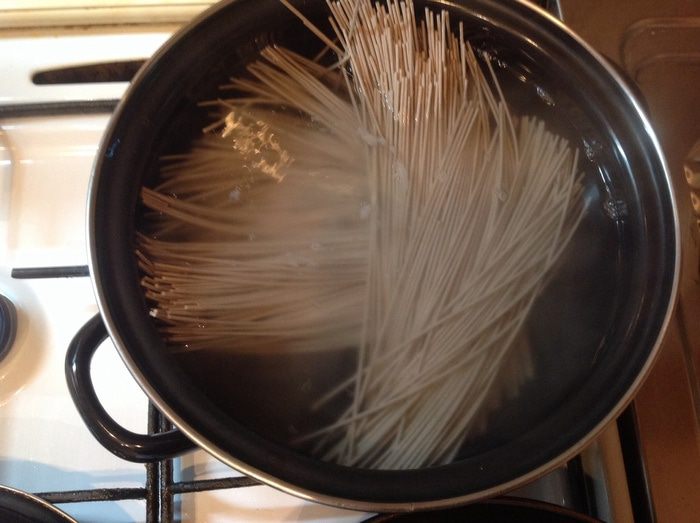 Лапша соба с овощами