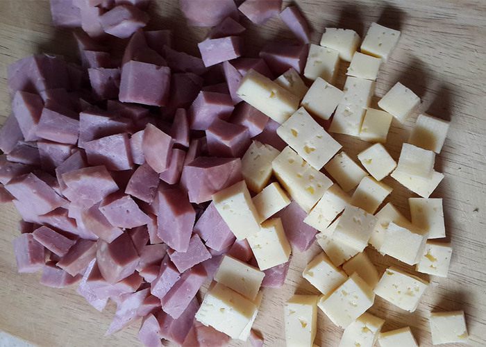 Быстрый пирог с ветчиной и сыром