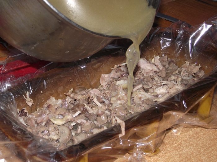 Зельц из свиной рульки с языком