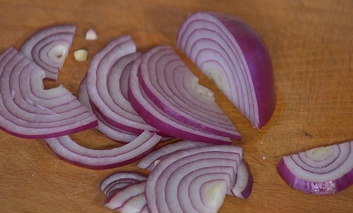 Сэндвич с говядиной, грибами и сельдереем 