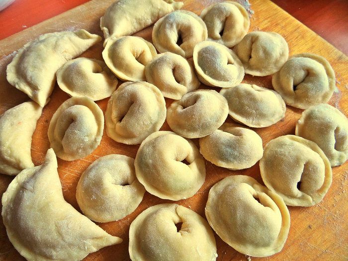 Вареники с творогом и черешней