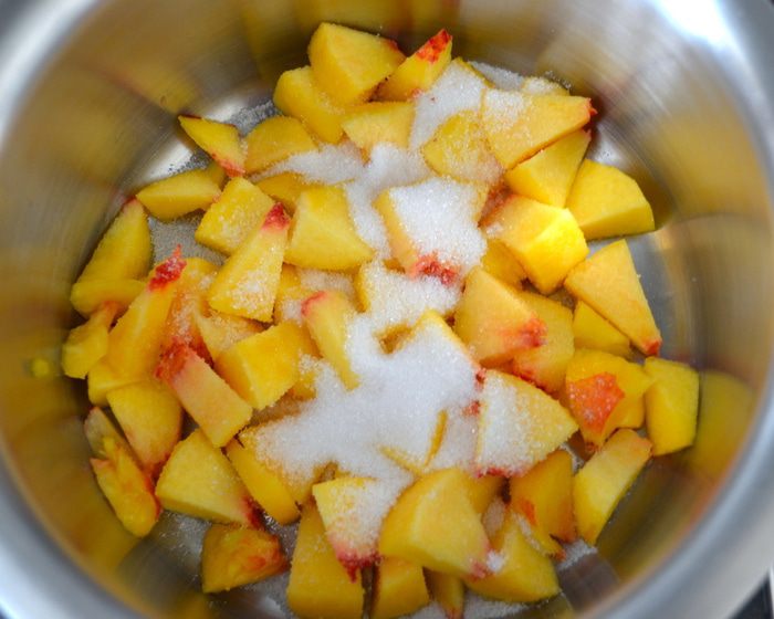 Торт &amp;quot;НУА&amp;quot; с рикоттой и нектаринами