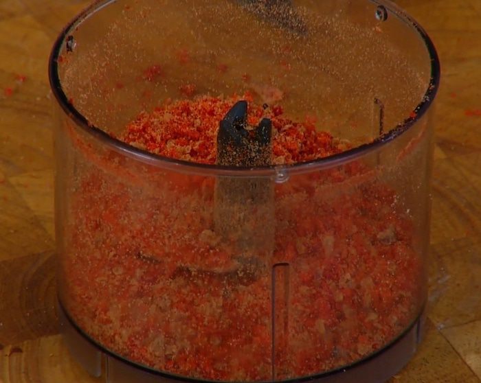 Тальятелле с икрой и пеперончино 