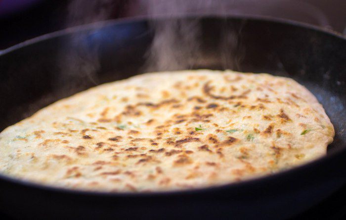 Хычины с зеленью и сыром