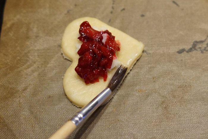 &amp;quot;Сердечки&amp;quot; с вишней и сливочным сыром