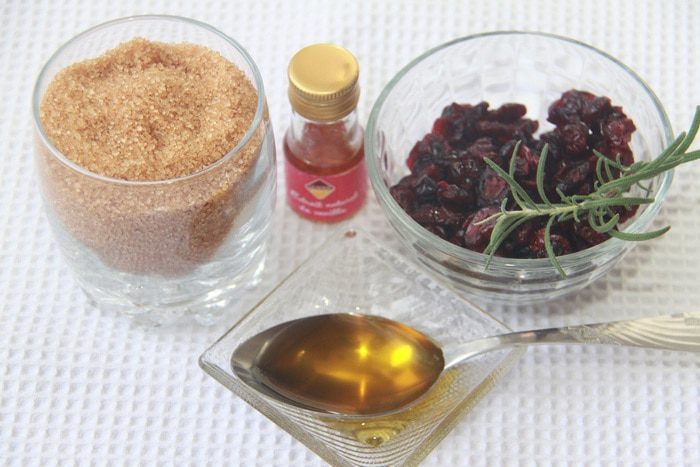 Овсяное печенье с вяленой клюквой