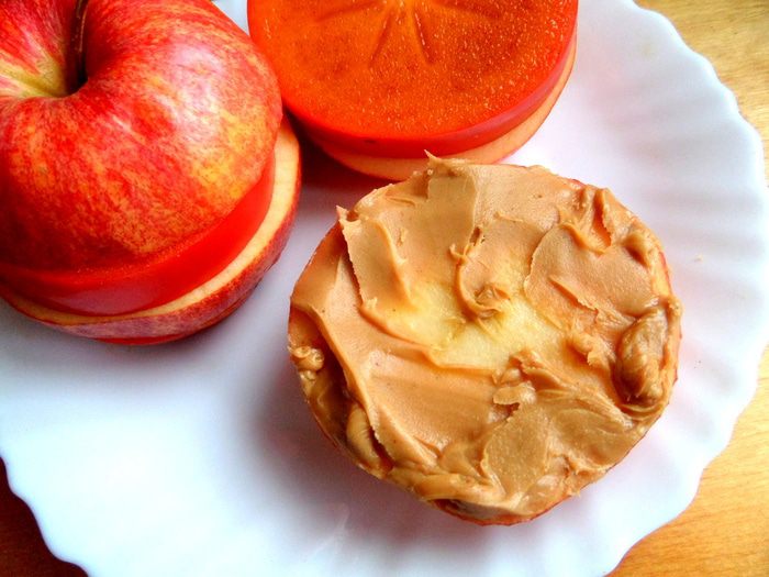 Новогодние сэндвичи из фруктов