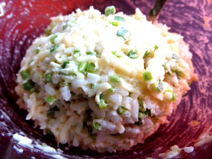 Куриный суп с рисово-сырными клецками