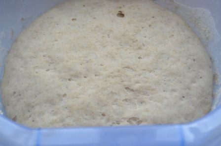 Лепешки с горохово-чесночной начинкой