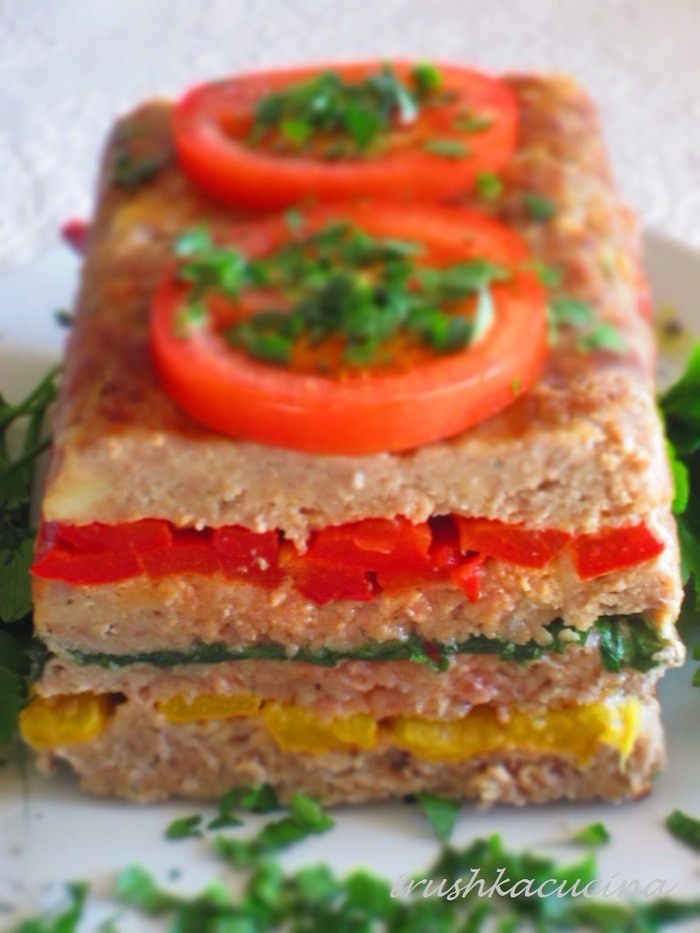 Мясной хлебец с овощами