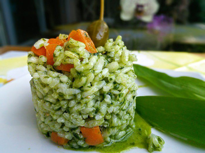 Ризотто с соусом из черемши 