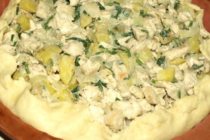  Пирог с курицей и картофелем