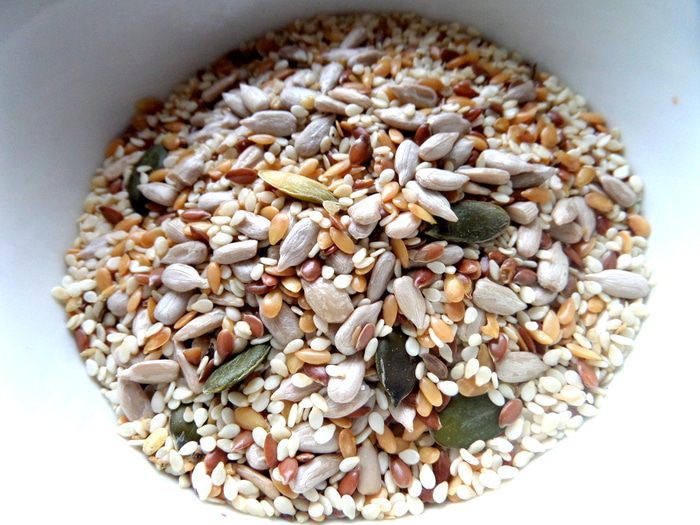 Пирог с капустой и черносливом