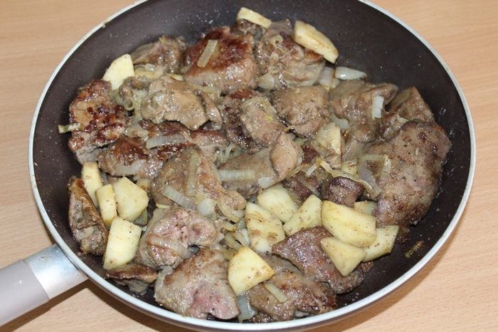 Блины с  муссом из утиной печени