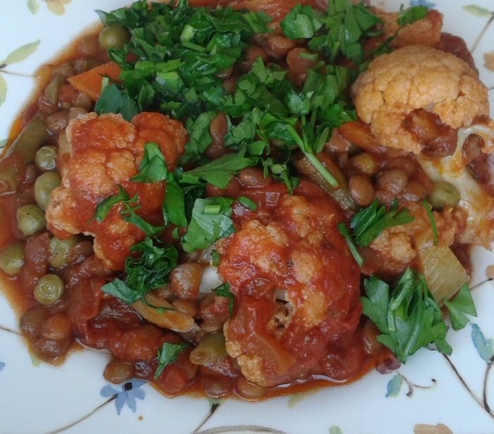 Овощное рагу с чечевицей