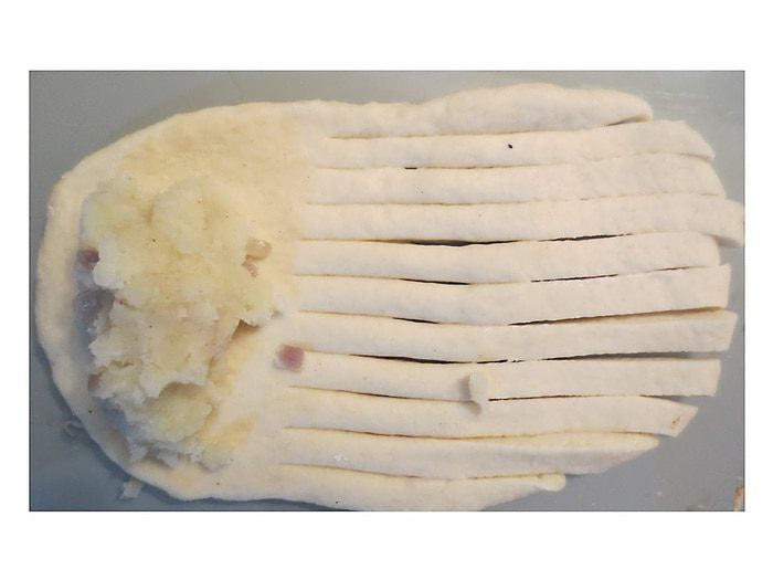 Пирожки с картофельной начинкой разной формы