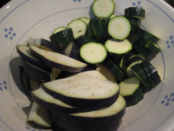 Запеченные овощи «Рататуй» с острой телятиной