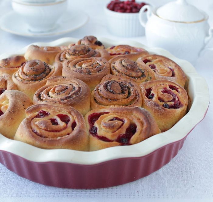 Бруснично-маковый пирог