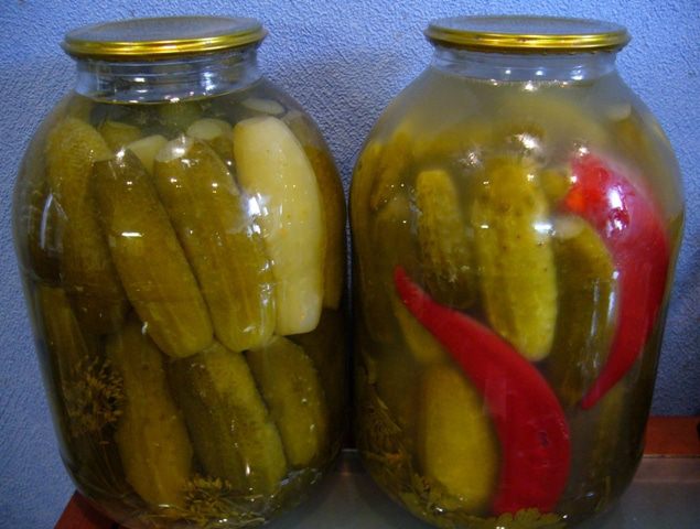 Соленые огурчики