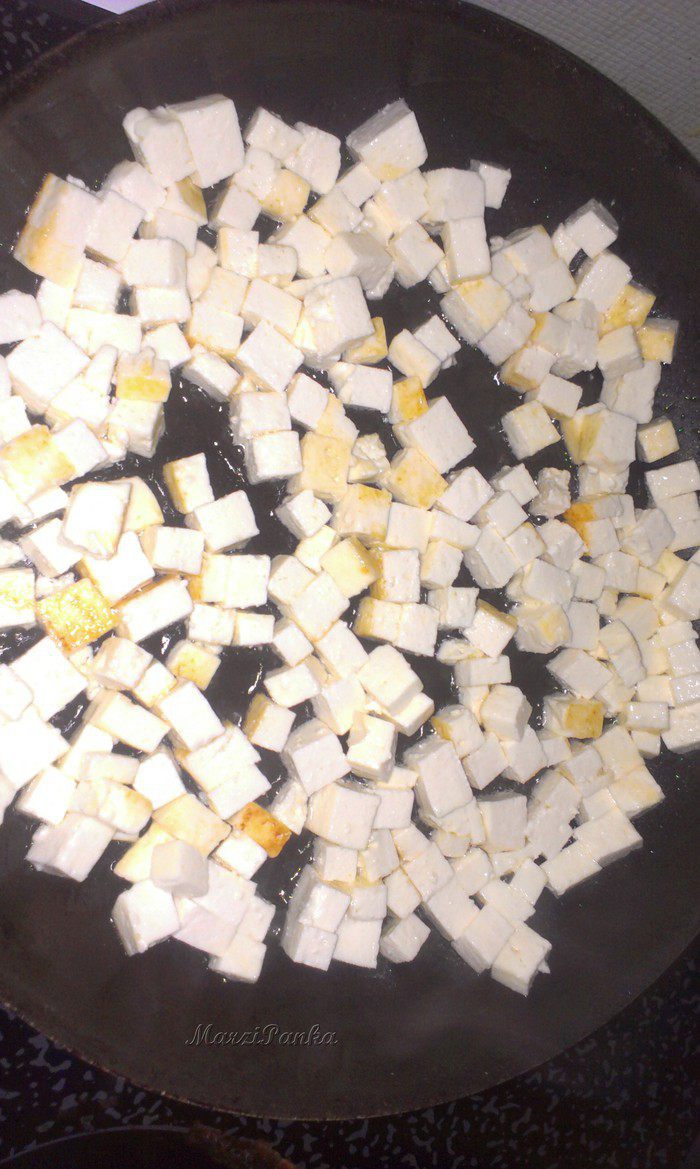 Кус-кус с паниром, овощами wok и ростками маша