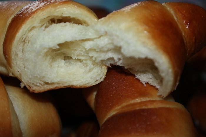 Классические французские круассаны