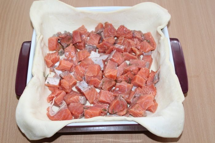 Рыбный пирог с плавленым сыром