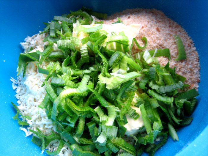 Овощи под сырной крошкой