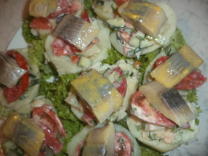 Закуска из картофеля с селедкой