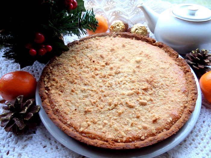 Песочный пирог с кремом на сгущенке
