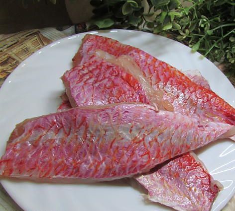 Филе барабульки с томатами 