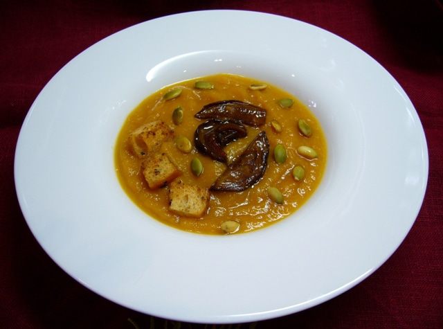 Постный суп-пюре из тыквы с белыми грибами