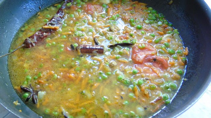 Индийский овощной пряный плов