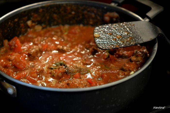 Сицилийский мясной соус для пасты