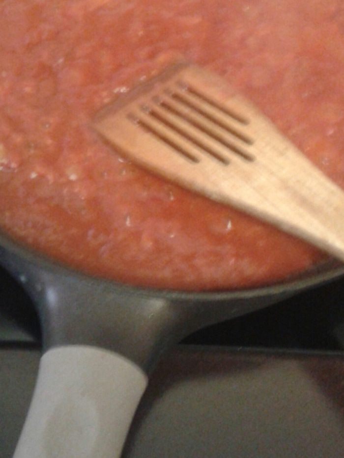 Перец, фаршированный мясом и рисом