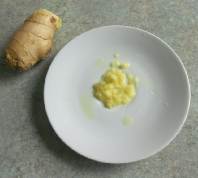 Пирог-цветок с персиками