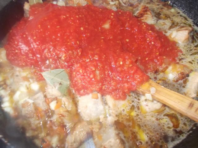 Паста с мясом и овощами