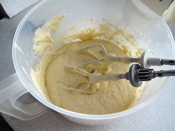 Греческий масляный кекс с ароматом герани