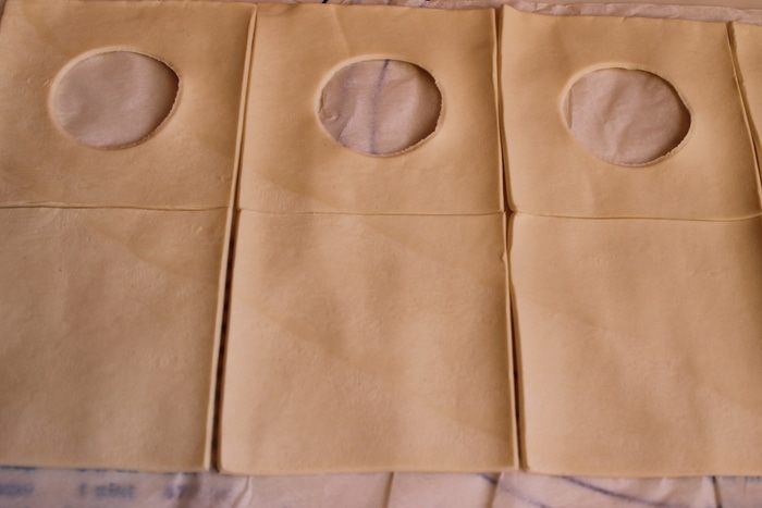 Волованы со свеклой и сельдью