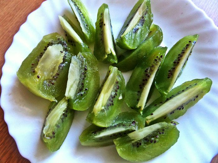 Сырные рулетики с киви