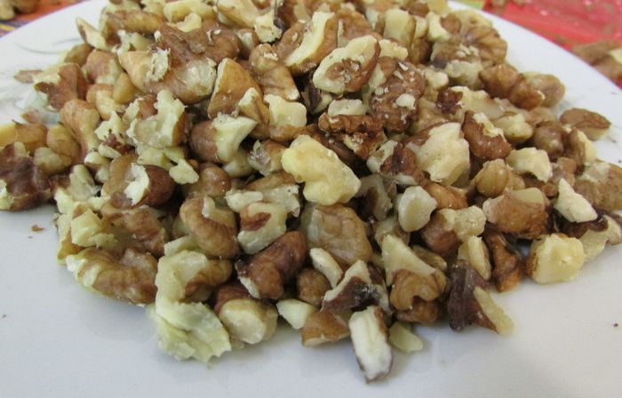 Чечевичный джем с орехами