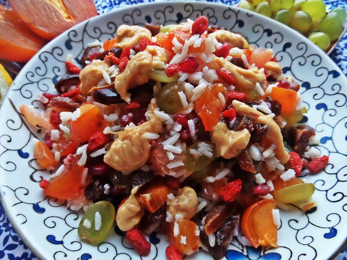 Фруктовый салат с арахисовым вкусом