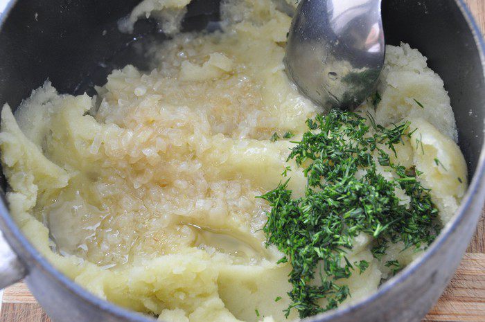 Пирог из пирожков «Дружная семейка»