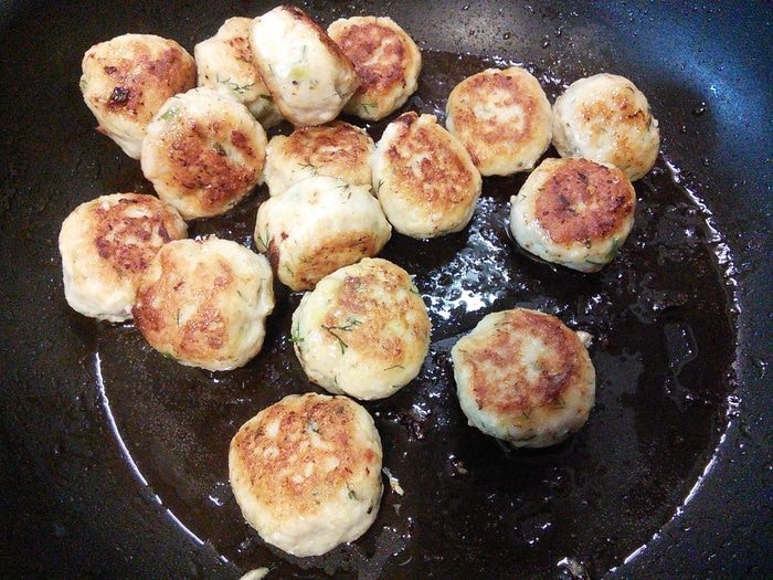 Тайский суп с фрикадельками