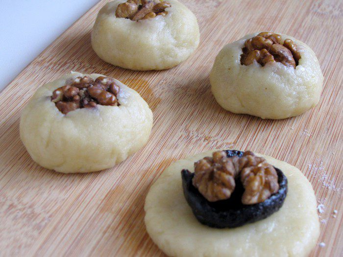 Печенье с черносливом и грецким орехом