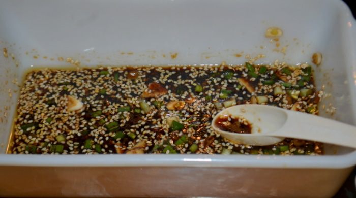 Маринованное свиное филе с кунжутом