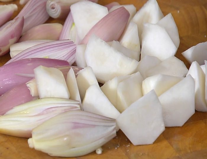 Ягнятина, томленная в сидре с овощами