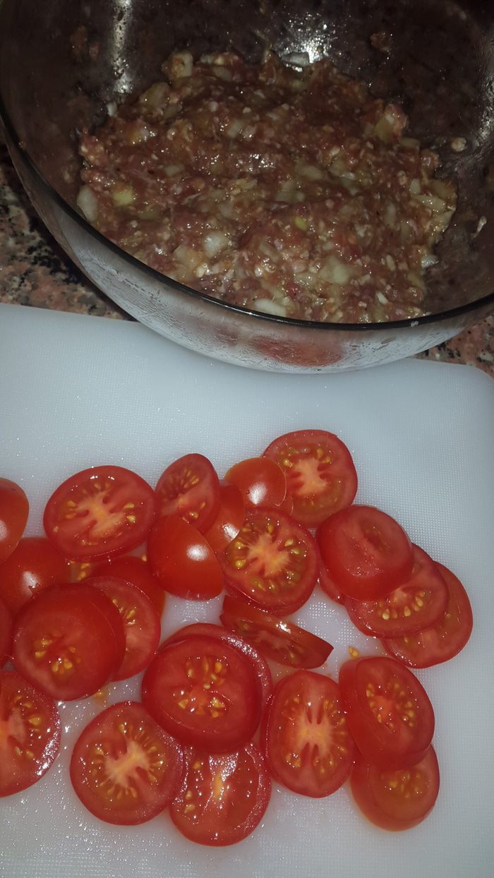 Цветная капуста, запеченная с мясным фаршем