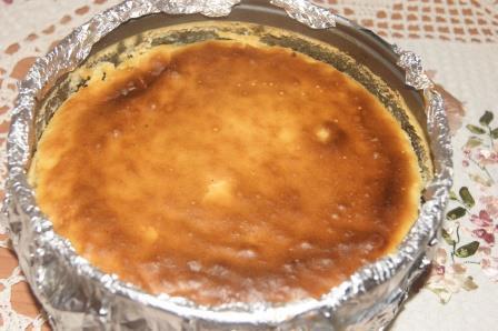 Чизкейк с белым шоколадом на миндально-кокосовой основе