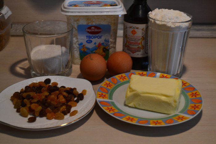 Творожный бездрожжевой кулич